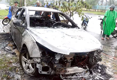 Bộ KH-CN: 5 mẫu xăng nghi gây cháy nổ xe đều đạt chuẩn