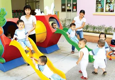 Một góc sân chơi tại Trường Mầm non Khánh Hội, quận 4. Ảnh: Mai Hải