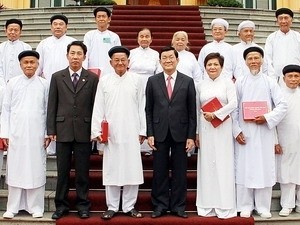 Localities urged to enhance HIV/AIDS control and dignitaries of the Cao Dai sects (Source: VNA)