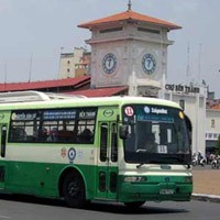 (Illustrative photo) A bus seen in front of Ben Thanh Market in Ho Chi Minh City’s center