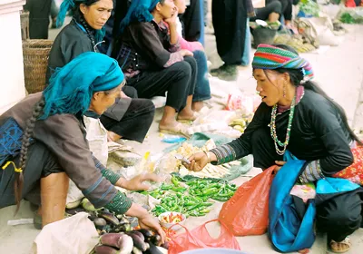 Chợ tết trên đỉnh sương mù