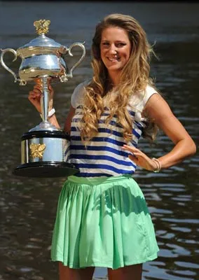 Tân “Nữ hoàng” Victoria Azarenka!