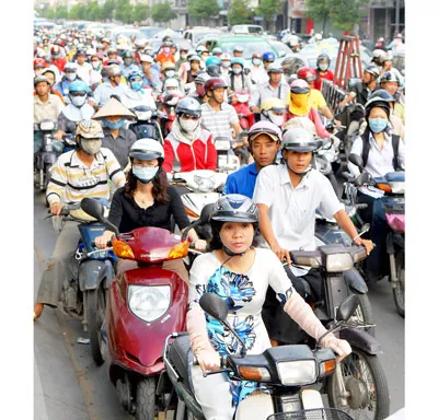 Làm gì để kéo giảm ùn tắc giao thông?