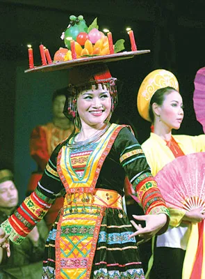 Hát chầu văn Hầu đồng Cô đôi Thượng Ngàn.