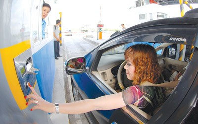 A toll station on HCMC-Trung Luong Expressway (Photo: SGGP)