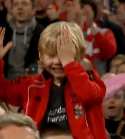 “Cristiano Ronaldo” đi giày cao gót ảnh 4