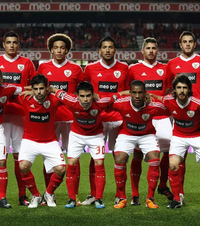 “Cristiano Ronaldo” đi giày cao gót ảnh 3