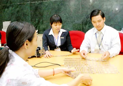 Nhiều cách “lách” huy động vàng