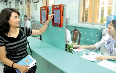 Cải cách hành chính tại TPHCM - Tạo chuyển biến từ khâu cán bộ