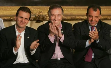 Eike Batista (giữa)