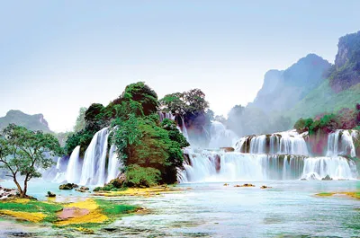 Thác Bản Giốc (Cao Bằng) Ảnh: NGUYỄN MẠNH PHÚC