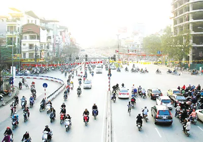 Ngã tư Phố Huế, Đại Cồ Việt, Bạch Mai, Trần Khát Chân. Ảnh: Bá Hoạt