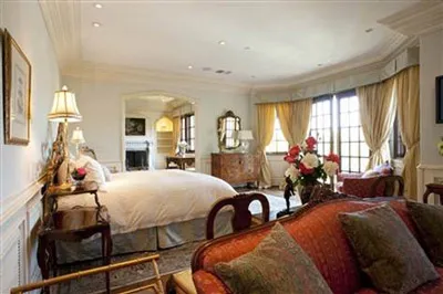 Phòng ngủ xa hoa của ngôi biệt thự