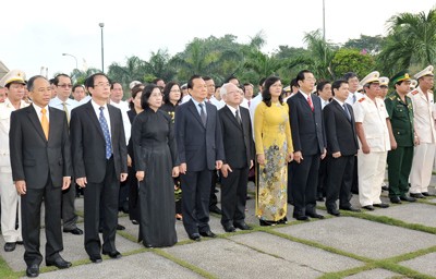City leaders pay vist and lay wreaths of flowers to martyrs at the City Martyr Cemetery on Sunday, April 29, 2012.
