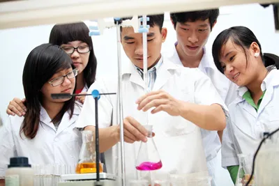 Trường Đại học Nguyễn Tất Thành: Thực học, thực hành, thực danh và thực nghiệp ảnh 2