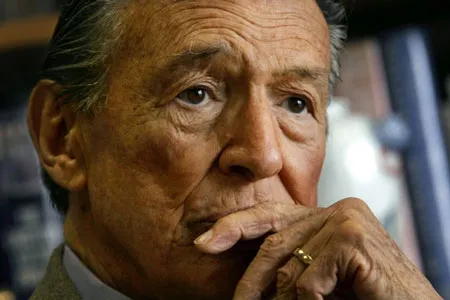 Nhà báo Mike Wallace  của chương trình “60 phút” qua đời