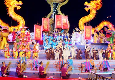 Festival Huế 2012 - Hồn quê bừng sáng