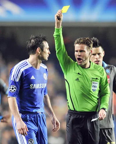 Trọng tài Felix Brych