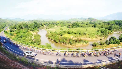 Cuộc đua xe đạp Cúp Truyền hình TPHCM năm 2012 - Khát khao chiếc áo vàng
