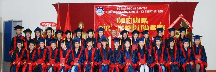Students at a graduation ceremony of Saigon College of Economics and Technology in HCMC