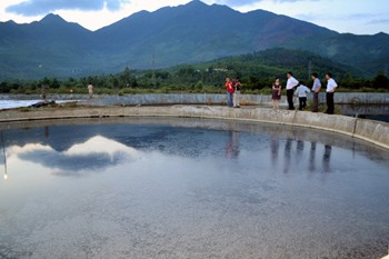 The wastewater treatment plant reservoir in Lien Chieu IZ in the central city of Da Nang (Photo: Thanh Nien)