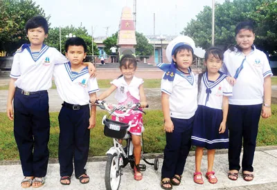 Tổ quốc nơi đầu sóng. Bài 1: Làng quê giữa biển