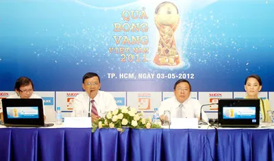 14 gương mặt được đề cử Quả bóng vàng 2011: Huỳnh Kesley Alves sáng giá