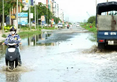 Quốc lộ... bỏ hoang