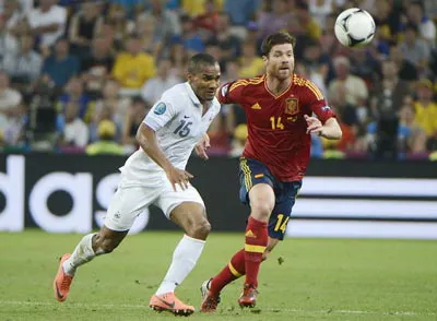 EURO 2012: Thắng Pháp 2 - 0, Tây Ban Nha xứng đáng vào bán kết ảnh 3