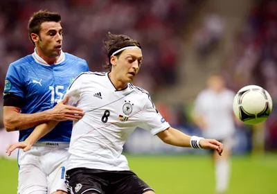 Thắng Đức 2 - 1, Italia tiến vào chung kết EURO 2012 ảnh 3