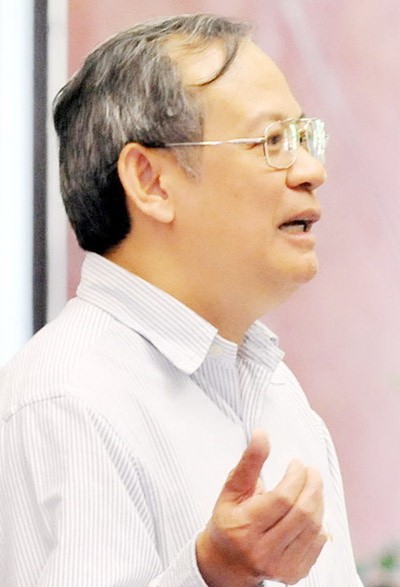 Dinh Xuan Thao, president of the Institute for Legislation study of the National Assembly (Photo: SGGP)
