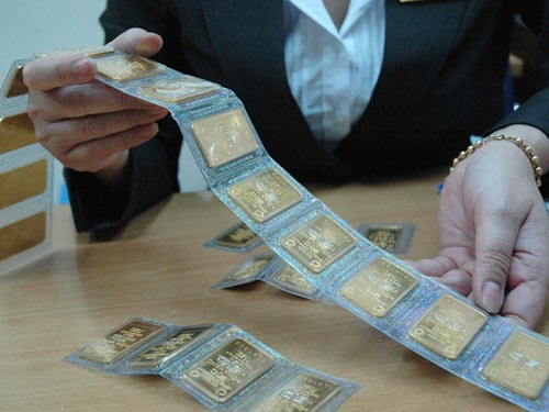 Coomercial banks decrease interest rate on gold bullion keeping