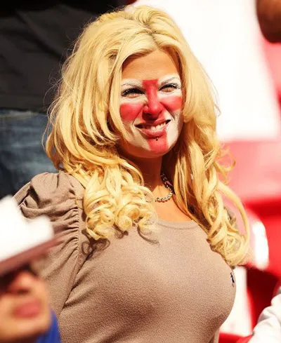 Cổ động viên tuyển Anh ở nhà?