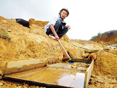 Hiện trường bãi khai thác vàng ở Đắc Nông.