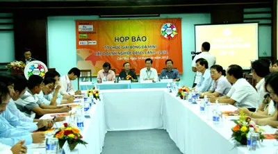 Báo SGGP tổ chức Giải bóng đá mini các doanh nghiệp ĐBSCL lần II-2012