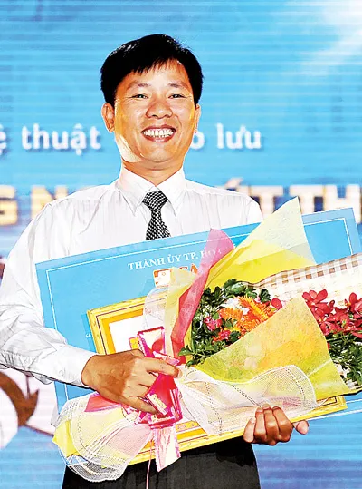 Tác giả Đại Dương đoạt giải nhất.