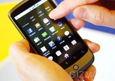 Smartphone - Cuộc đua công nghệ và giá bán