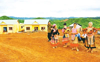 Người dân xã Đắc P’Lao, huyện Đắc G’Long, Đắc Nông đang chờ đất tái định canh.Người dân xã Đắc P’Lao, huyện Đắc G’Long, Đắc Nông đang chờ đất tái định canh.