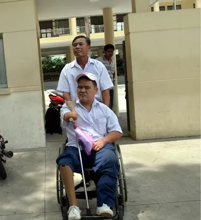 Kỳ thi ĐH - CĐ 2012: đề Toán và Lý có tính phân loại thí sinh ảnh 7