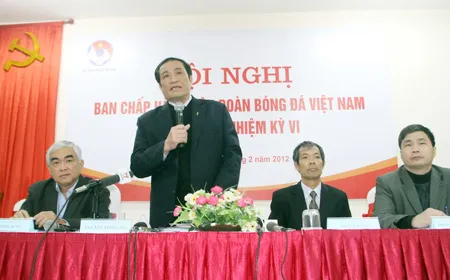 Xung quanh tương lai của Chủ tịch VFF Nguyễn Trọng Hỷ: Bao giờ cho đến tháng 10?
