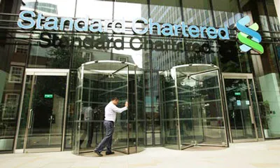 Standard Chatterd chấp nhận nộp phạt 340 triệu USD vì rửa tiền cho Iran
