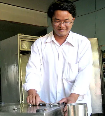 Anh Phan Thanh Vũ (Phó Giám đốc Xưởng Cơ khí bảo trì Công ty cổ phần Thực phẩm Cholimex): Ước mơ tự động hóa