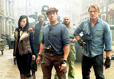 Expendables 2 đứng đầu doanh thu phòng vé Bắc Mỹ