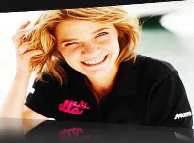 Cô gái 16 tuổi chèo thuyền vòng quanh thế giới