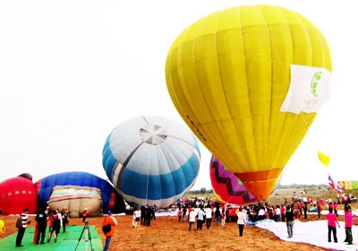 Khai mạc lễ hội khinh khí cầu quốc tế