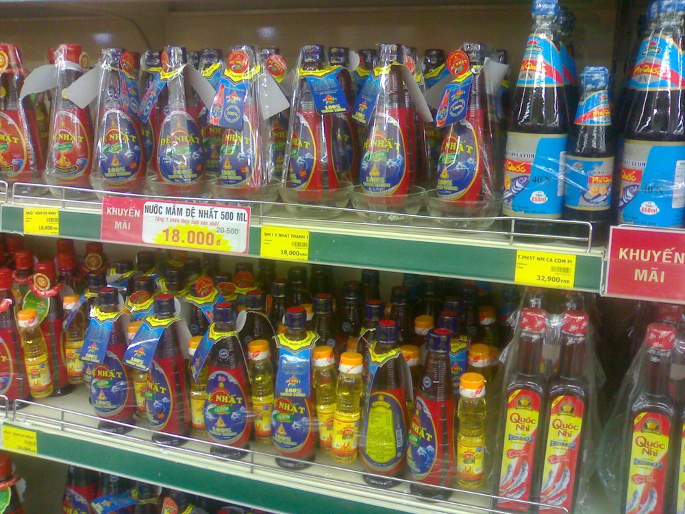 Fish sauce, a specialty of Vietnam, on display in supermarkets (Photo: U. Phuong)