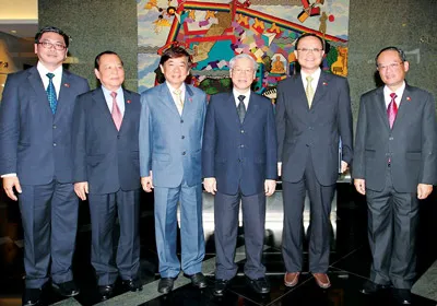 Đàm phán hòa bình mọi tranh chấp trên biển Đông