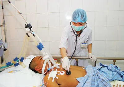 Chết vì ăn huyết sống