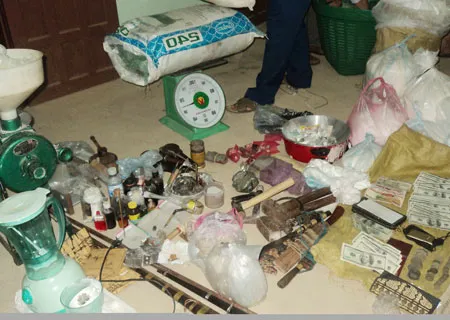 Bắt 2 đối tượng vận chuyển số lượng lớn ma tuý từ Lào sang Việt Nam