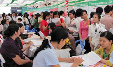 A job exchange floor attracts thousands of job seekers; many of whom have found employment of their choice
